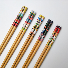 Load image into Gallery viewer, New Lucky Cat Chopsticks - 5 Pairs/Pack
